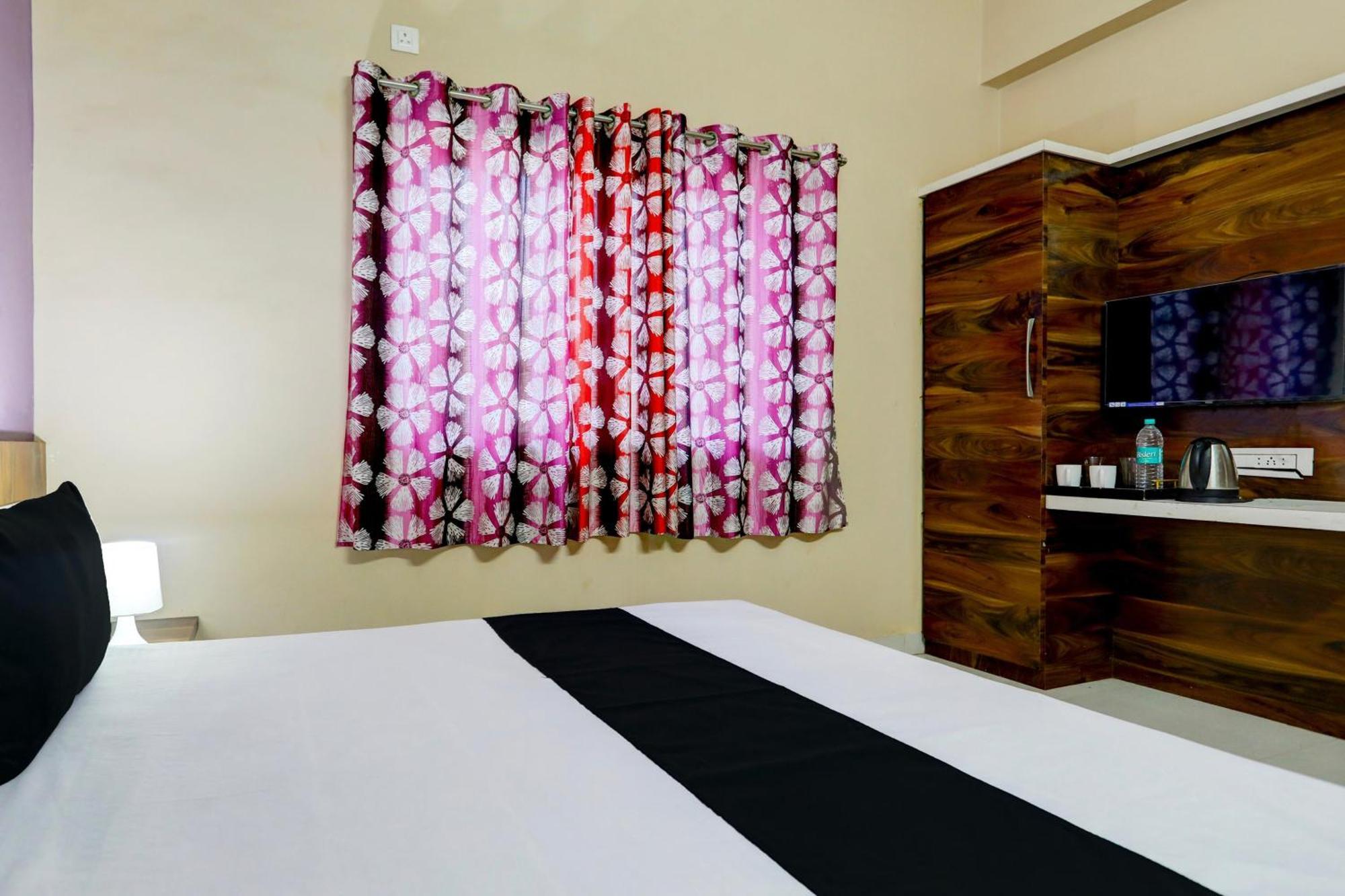 Hotel O Patil Residency Lodging Shahada Exterior foto